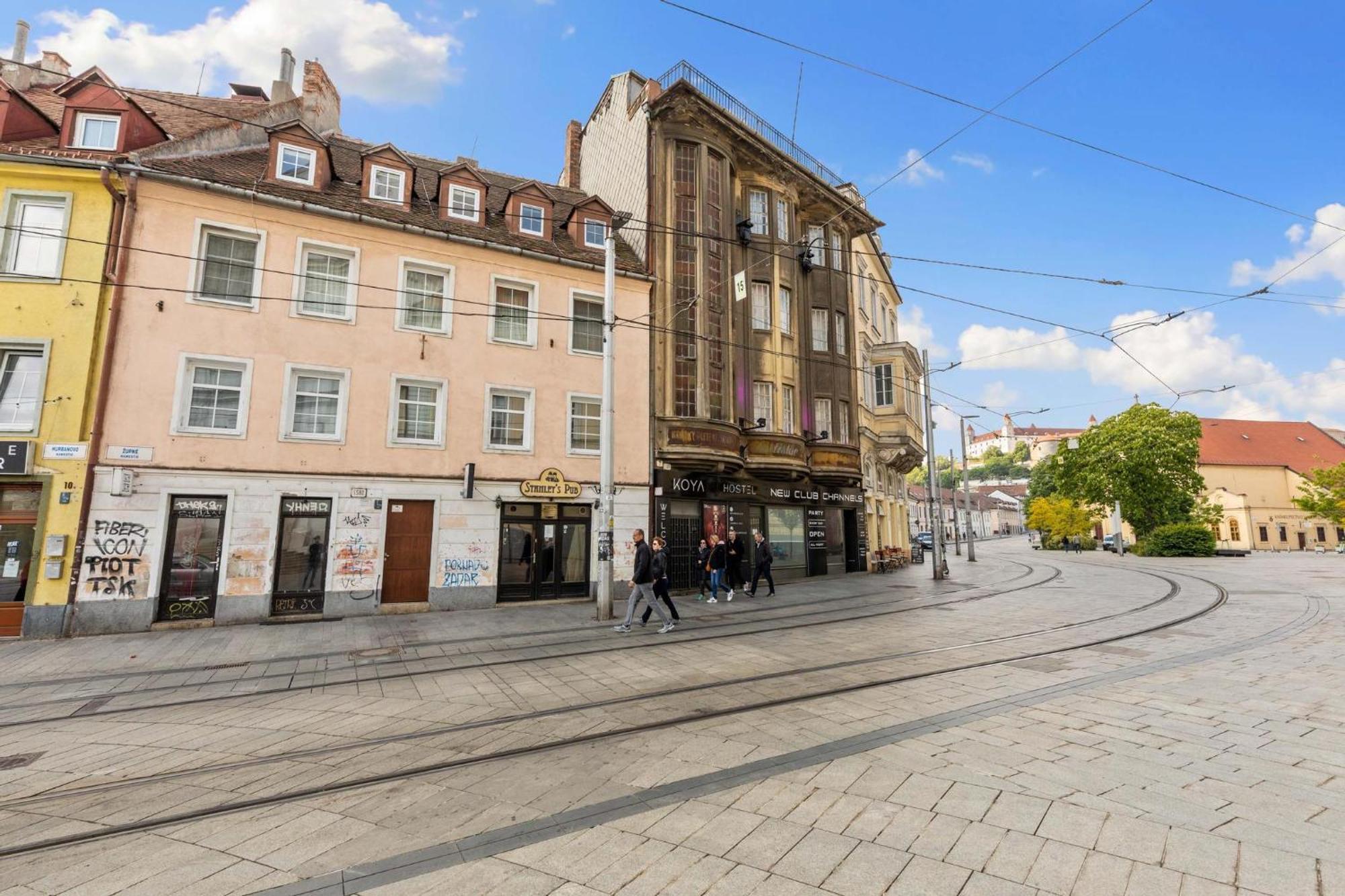 Apple Apartment Bratislava Exterior foto
